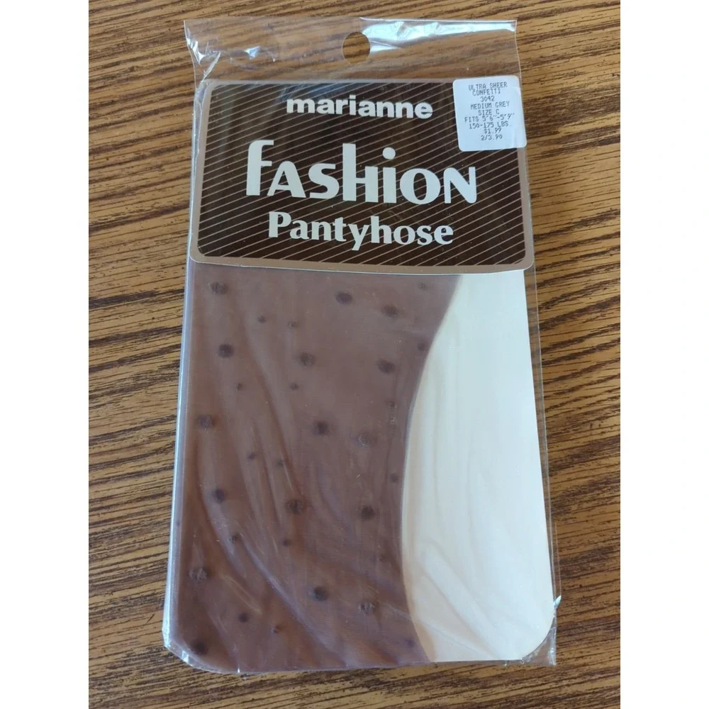 New Vintage Marianne Fashion Pantyhose Size C‎ Medium Gray Ultra Sheer Confetti